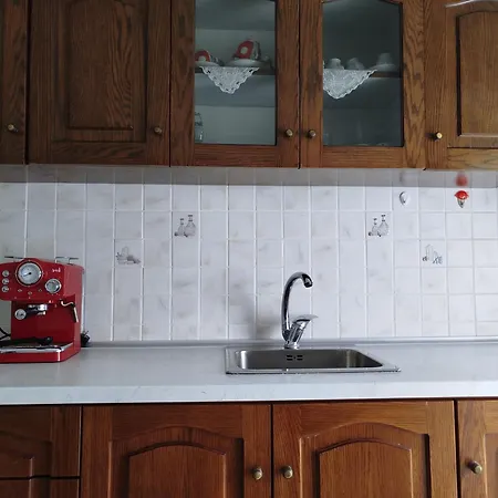 Wonderful And Cozy 50m From The Sea