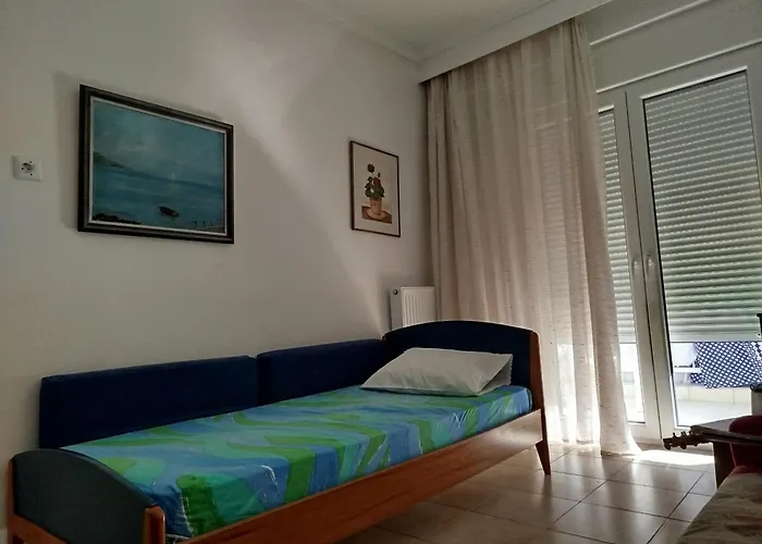 Wonderful And Cozy 50m From The Sea Apartament Néoi Epivátai