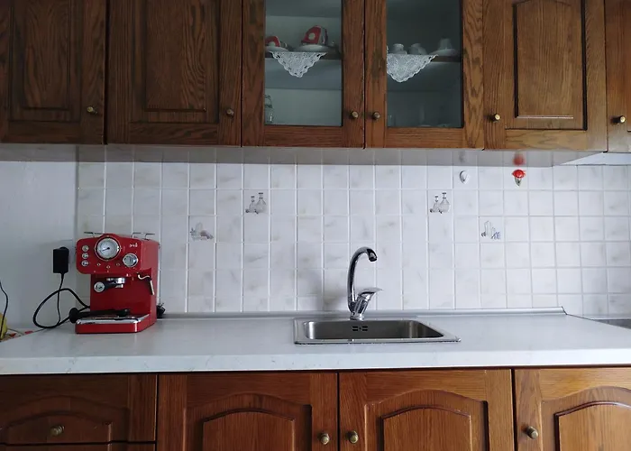 Wonderful And Cozy 50m From The Sea